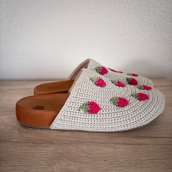 The Sak Bolinas Natural Strawberries Clog‎ Size 8 - Picture 6 of 9